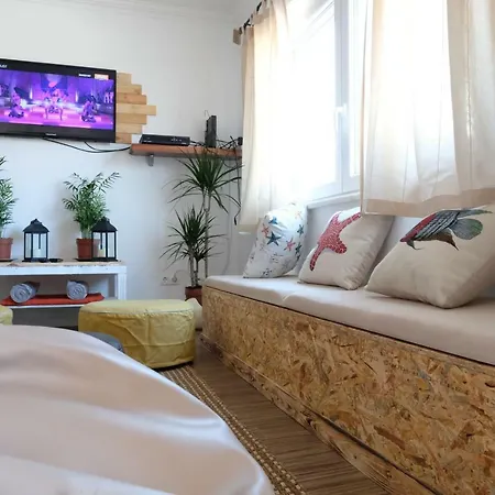 The Port - Beach Hostel